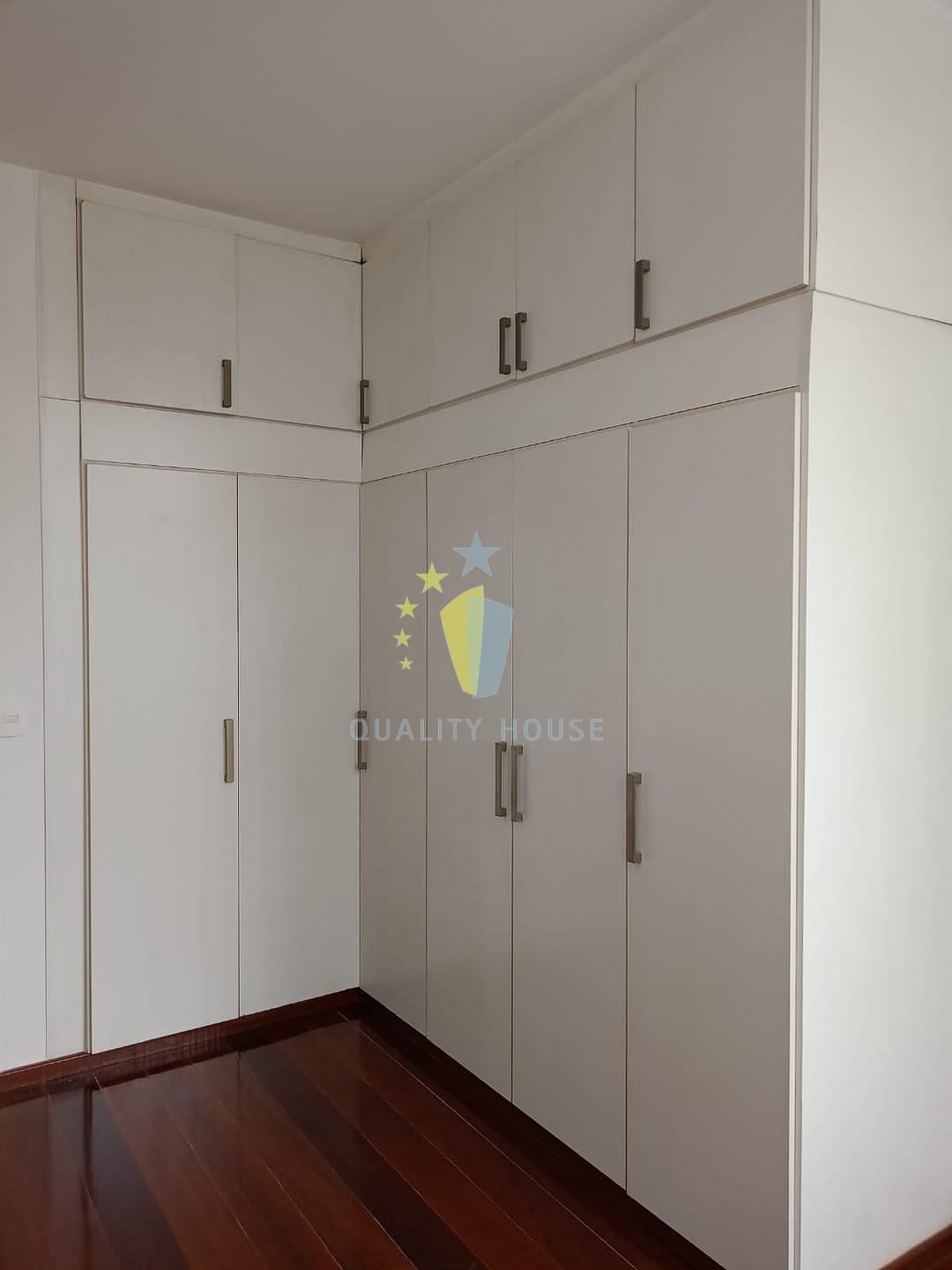Apartamento para alugar com 3 quartos, 105m² - Foto 17