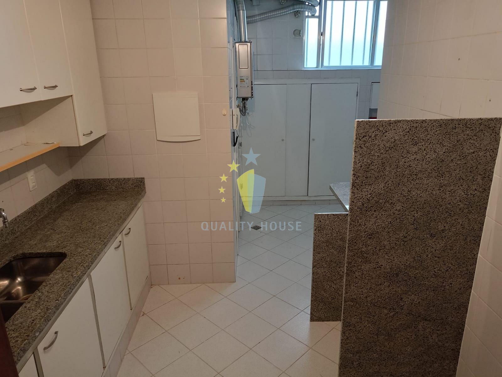 Apartamento para alugar com 3 quartos, 105m² - Foto 22