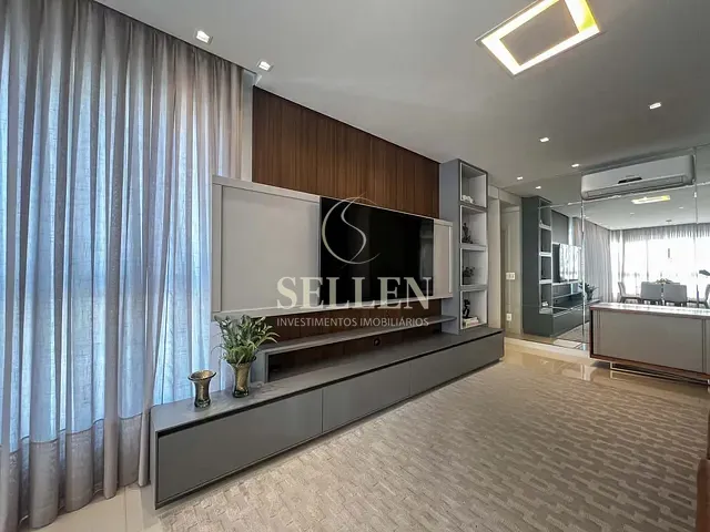 Apartamento com 176m² 3 quartos e 5 banheiros, à venda, no bairro Centro em Balneário Camboriú