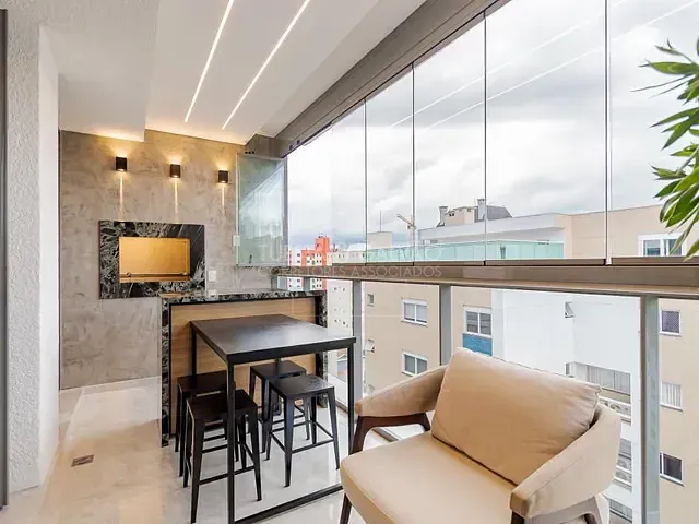 Apartamento com 110m² 2 quartos e 3 banheiros, à venda, no bairro Ahú em Curitiba
