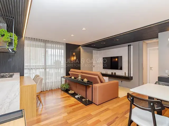 Apartamento com 110m² 2 quartos e 3 banheiros, à venda, no bairro Ahú em Curitiba
