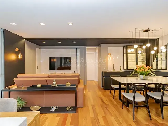 Apartamento com 110m² 2 quartos e 3 banheiros, à venda, no bairro Ahú em Curitiba