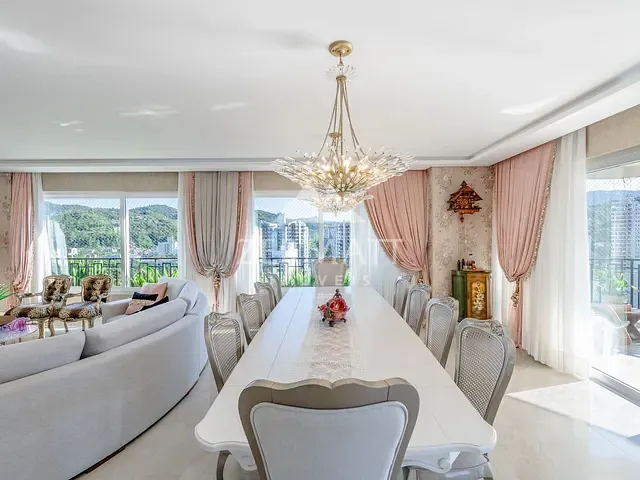 Apartamento com 689m² 4 quartos e 4 banheiros, à venda, no bairro Jardim Blumenau em Blumenau