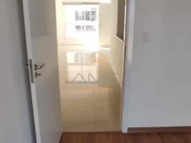Apartamento 1 quarto e 1 banheiro, à venda, no bairro Centro em Pelotas