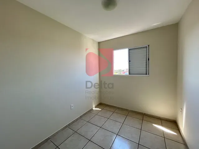 Apartamento 2 quartos e 1 banheiro, à venda, no bairro Vila Paulista em Pirassununga