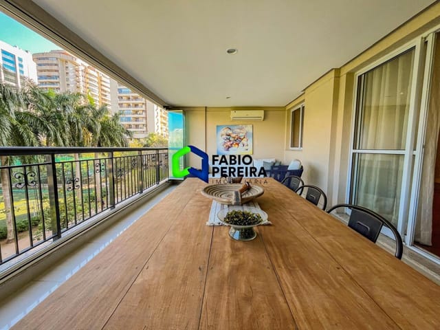 Apartamento com 169m² 3 quartos e 4 banheiros, à venda, no bairro Barra da Tijuca em Rio de Janeiro