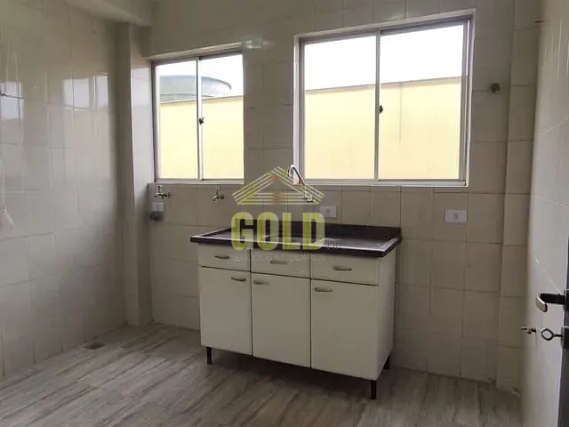 Apartamento com 100m² 2 quartos e 1 banheiro, à venda, no bairro Portuguesa em Londrina