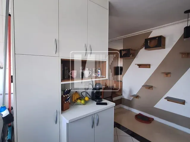 Apartamento 2 quartos e 1 banheiro, à venda, no bairro Vila Palmares em Santo André