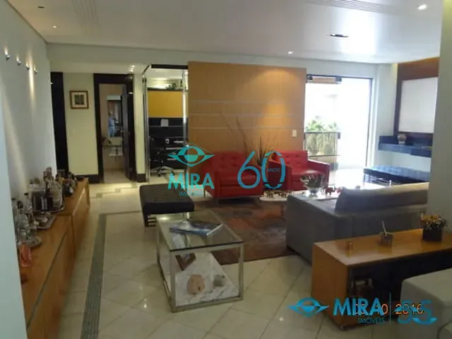 Apartamento com 250m² 5 quartos e 6 banheiros, à venda, no bairro Nova Suiça em Goiânia