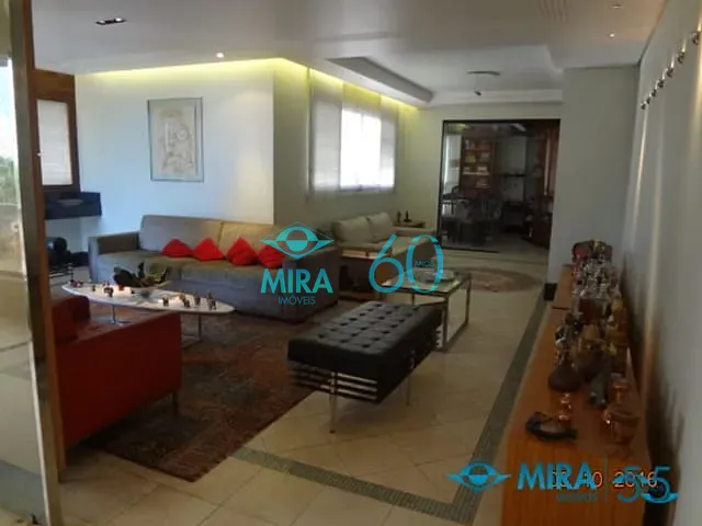 Apartamento com 250m² 5 quartos e 6 banheiros, à venda, no bairro Nova Suiça em Goiânia