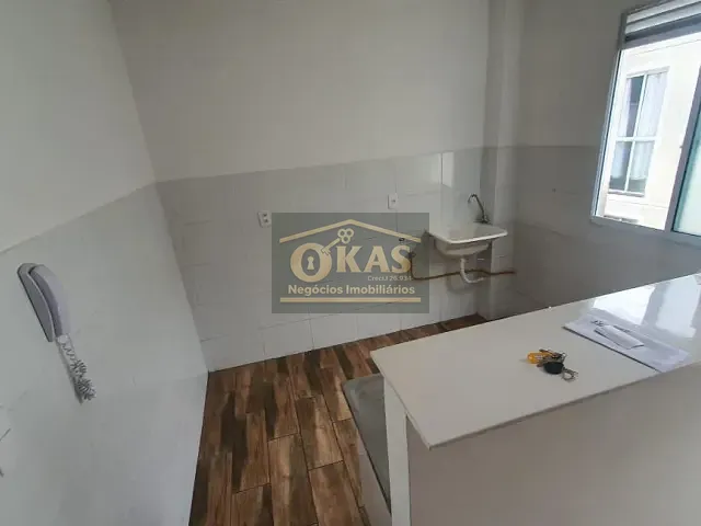 Apartamento 2 quartos e 1 banheiro, à venda, no bairro Parque Santa Rosa em Suzano