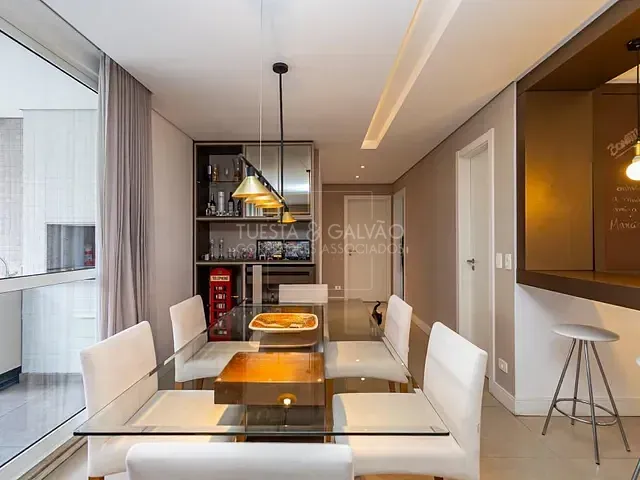 Apartamento com 114m² 2 quartos e 3 banheiros, à venda, no bairro Água Verde em Curitiba