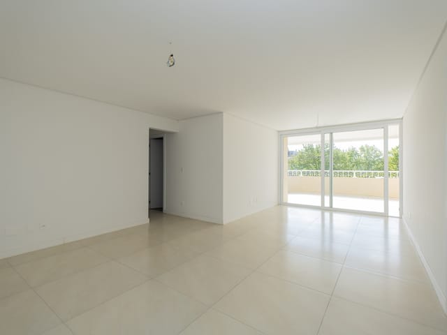 Apartamento com 257m² 3 quartos e 4 banheiros, à venda, no bairro Centro em Pelotas