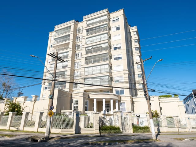 Apartamento com 257m² 3 quartos e 4 banheiros, à venda, no bairro Centro em Pelotas