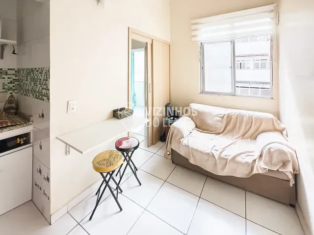 Apartamento com 32m² 1 quarto e 1 banheiro, à venda, no bairro Leme em Rio de Janeiro