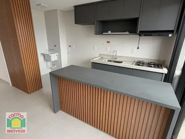 Apartamento 2 quartos e 2 banheiros, para alugar, no bairro Maracananzinho em Anápolis