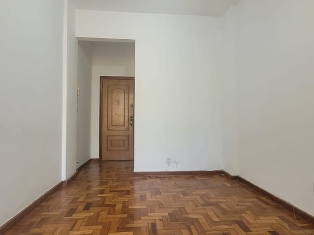 Apartamento 1 quarto e 1 banheiro, à venda, no bairro Centro em Rio de Janeiro