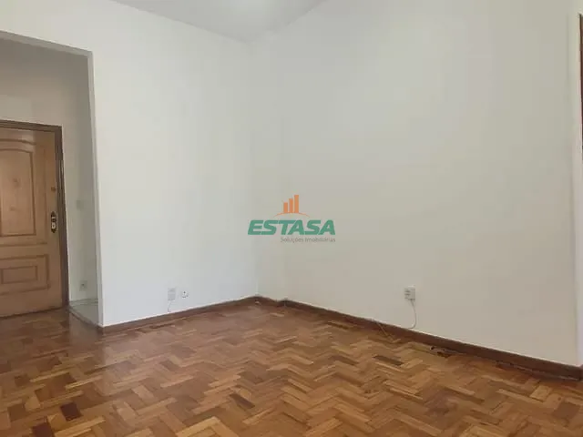 Apartamento 1 quarto e 1 banheiro, à venda, no bairro Centro em Rio de Janeiro