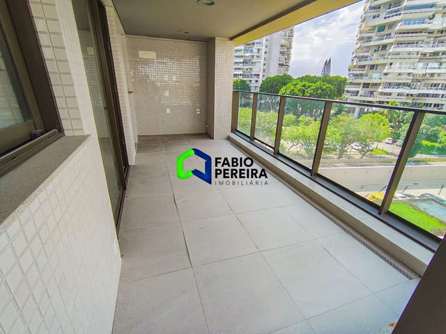 Apartamento com 77m² 2 quartos e 2 banheiros, à venda, no bairro Barra da Tijuca em Rio de Janeiro