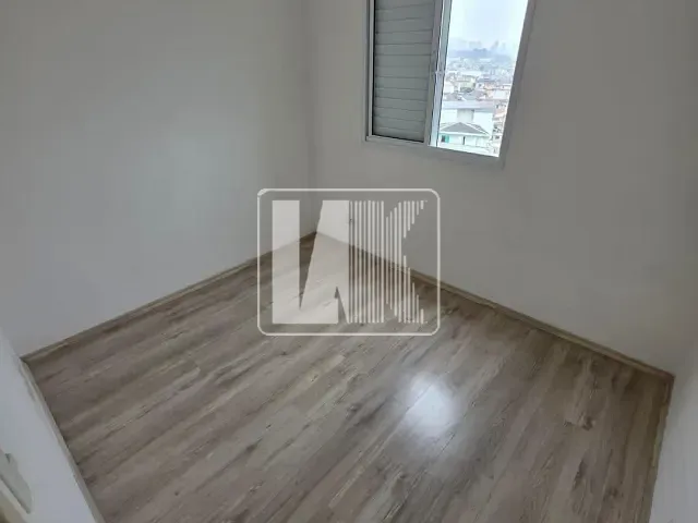 Apartamento com 46m² 2 quartos e 1 banheiro, para alugar, no bairro Vila Palmares em Santo André