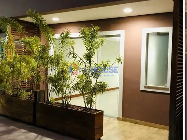 Apartamento 3 quartos e 2 banheiros, à venda, no bairro Nossa Senhora da Vitória em Ilhéus