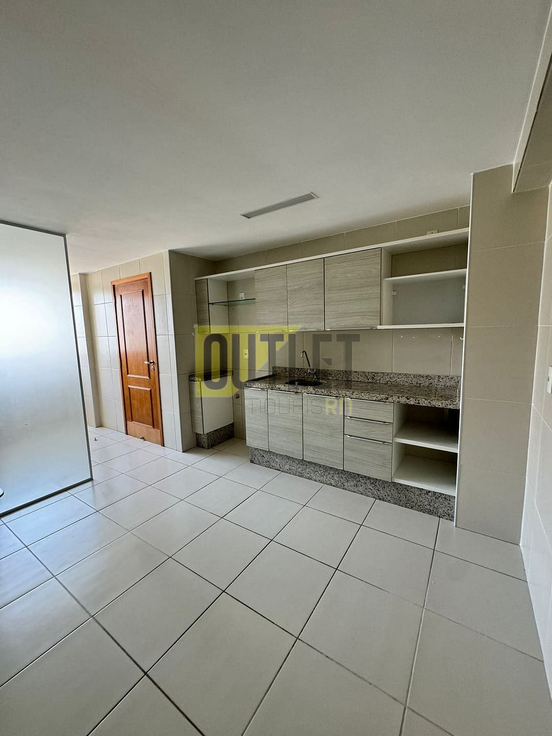 Apartamento à venda com 3 quartos, 142m² - Foto 6