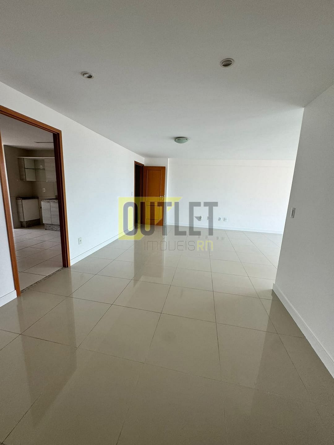 Apartamento à venda com 3 quartos, 142m² - Foto 4
