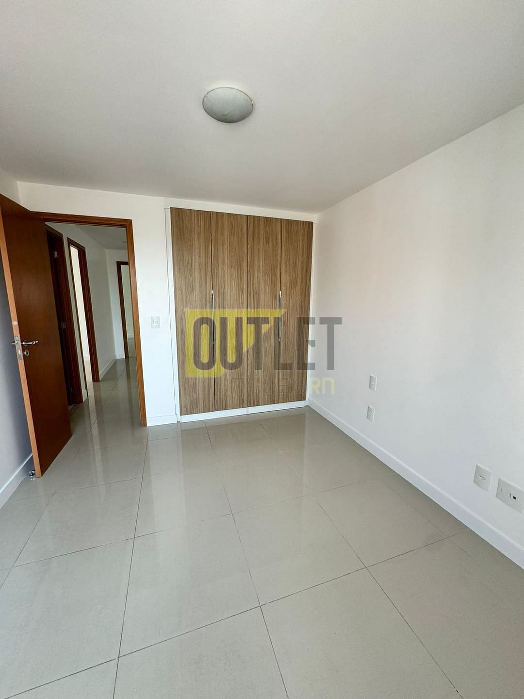 Apartamento à venda com 3 quartos, 142m² - Foto 3