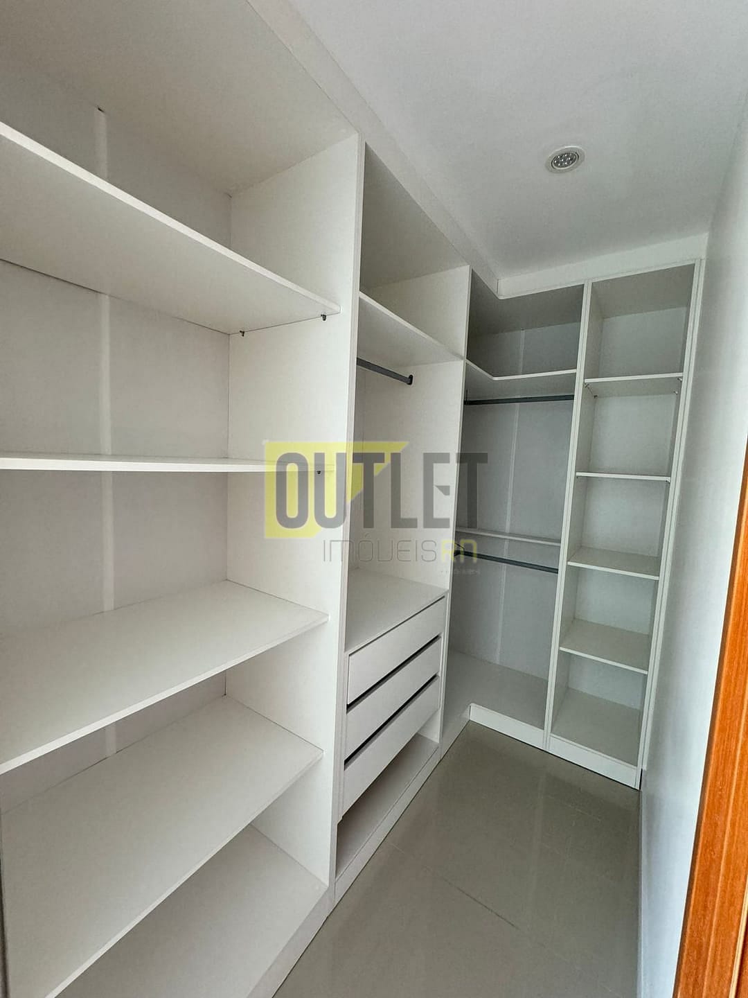 Apartamento à venda com 3 quartos, 142m² - Foto 8