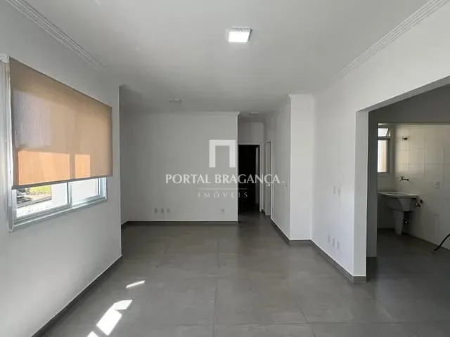 Apartamento 2 quartos e 2 banheiros, à venda, no bairro Residencial das Ilhas em Bragança Paulista
