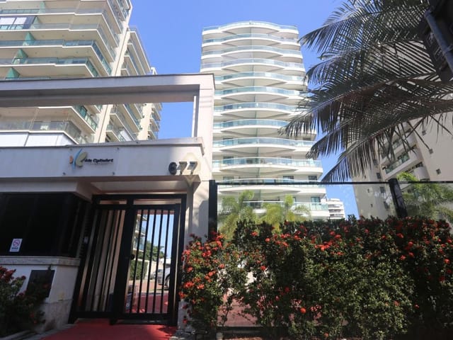 Apartamento 3 quartos e 2 banheiros, para alugar, no bairro Jacarepaguá em Rio de Janeiro