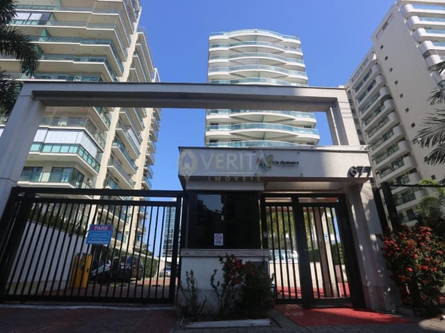 Apartamento 3 quartos e 2 banheiros, para alugar, no bairro Jacarepaguá em Rio de Janeiro