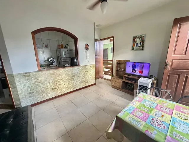 Apartamento 2 quartos e 1 banheiro, à venda, no bairro Parque Burle em Cabo Frio