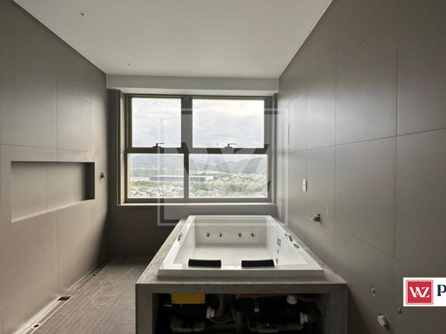Apartamento com 370m² 4 quartos e 5 banheiros, à venda, no bairro CENTRO em BALNEÁRIO CAMBORIÚ