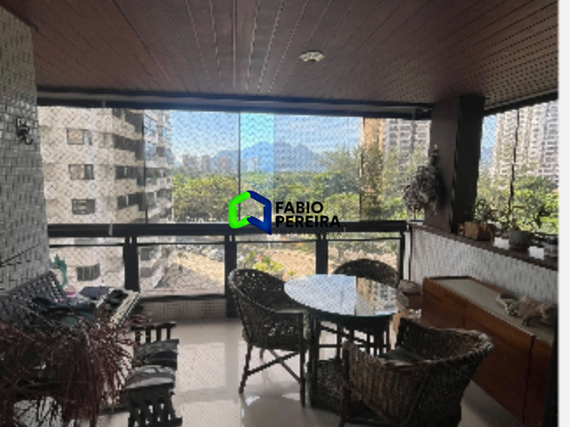 Apartamento com 94m² 2 quartos e 3 banheiros, à venda, no bairro Barra da Tijuca em Rio de Janeiro