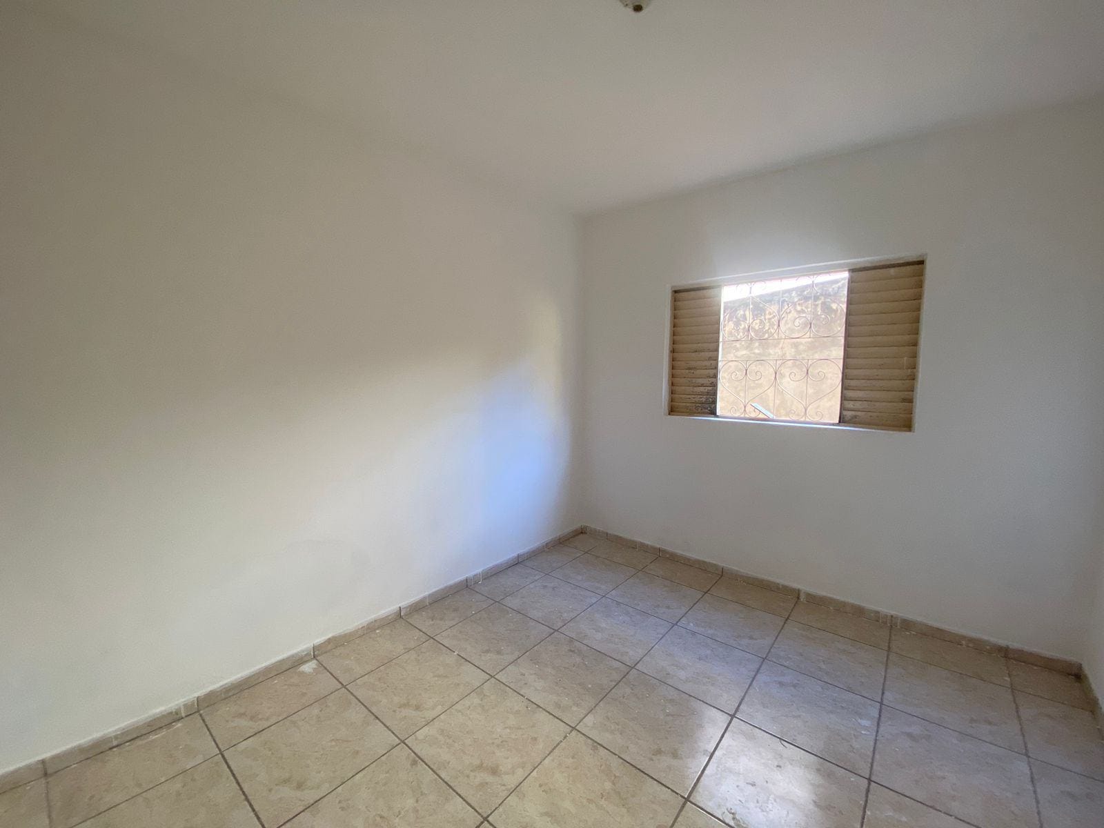 Casa para alugar com 2 quartos, 60m² - Foto 5