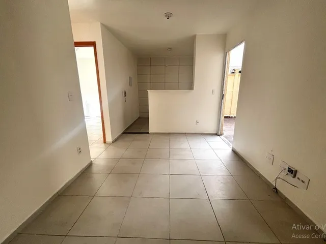 Apartamento 2 quartos e 1 banheiro, à venda, no bairro Lorena Parque em Goiânia