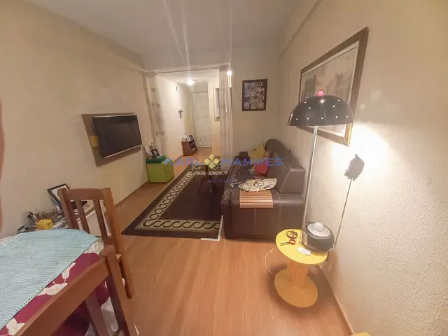 Apartamento 1 quarto e 1 banheiro, à venda, no bairro Bingen em Petrópolis