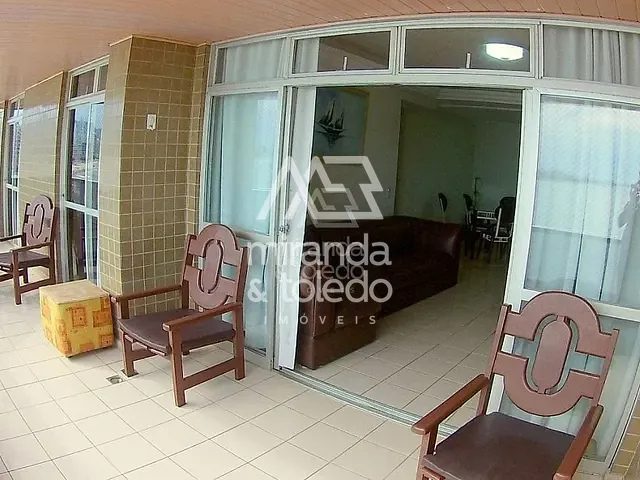Apartamento com 320m² 4 quartos e 3 banheiros, à venda, no bairro Praia do Morro em Guarapari