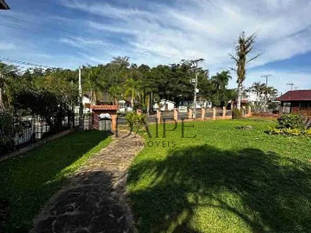 Casa com 1786m² 4 quartos e 3 banheiros, à venda, no bairro Rio Branco em Campo Bom