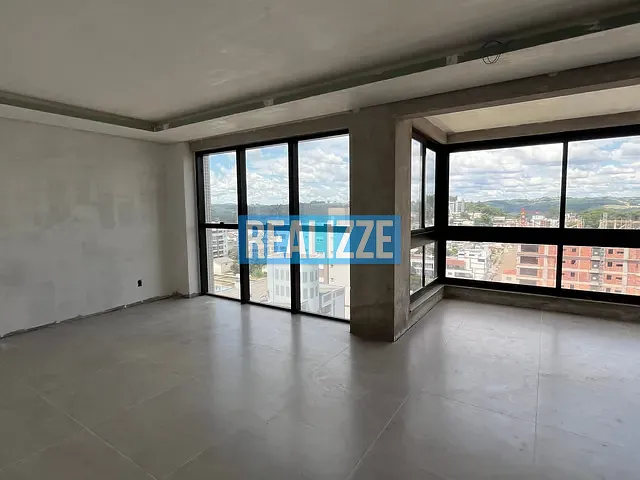 Apartamento com 235m² 3 quartos e 2 banheiros, à venda, no bairro Centro em Marau