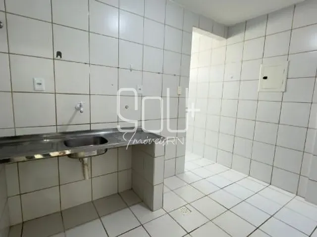 Apartamento 3 quartos e 3 banheiros, para alugar, no bairro Nova Parnamirim em Parnamirim
