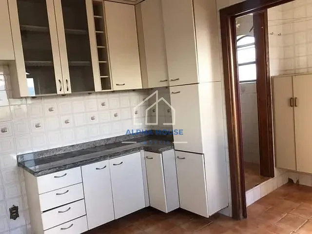 Apartamento 3 quartos e 2 banheiros, à venda, no bairro Santana em Pindamonhangaba