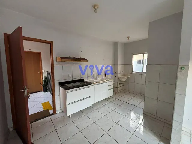 Apartamento 2 quartos e 1 banheiro, para alugar, no bairro Jardim Veneza em Aparecida de Goiânia