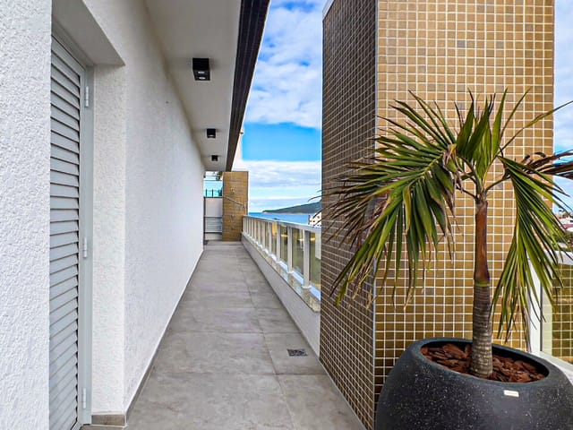 Apartamento com 107m² 2 quartos e 3 banheiros, à venda, no bairro Ingleses do Rio Vermelho em Florianópolis