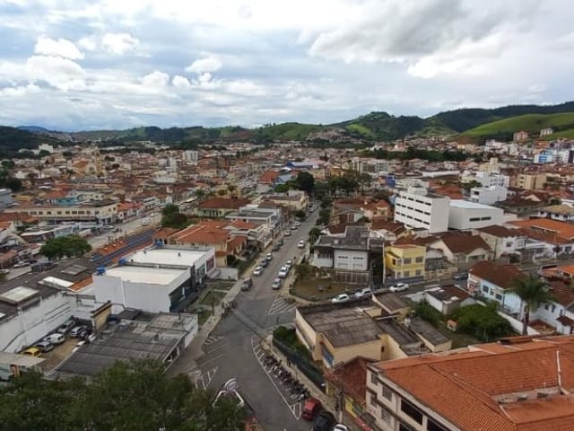Foto do Apartamento - Apartamento à venda e locação 3 Quartos, 1 Suite, 1 Vaga, 235M², Centro, Itajubá - MG | Edifício Luiz Gonzaga Mauad | MOHALLEM e LOPES CORRETAGEM E ADMINISTRACAO DE IMOVEIS LTDA