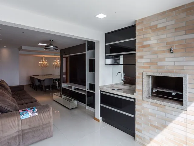 Apartamento com 10m² 3 quartos e 2 banheiros, para alugar, no bairro Gleba Palhano em Londrina