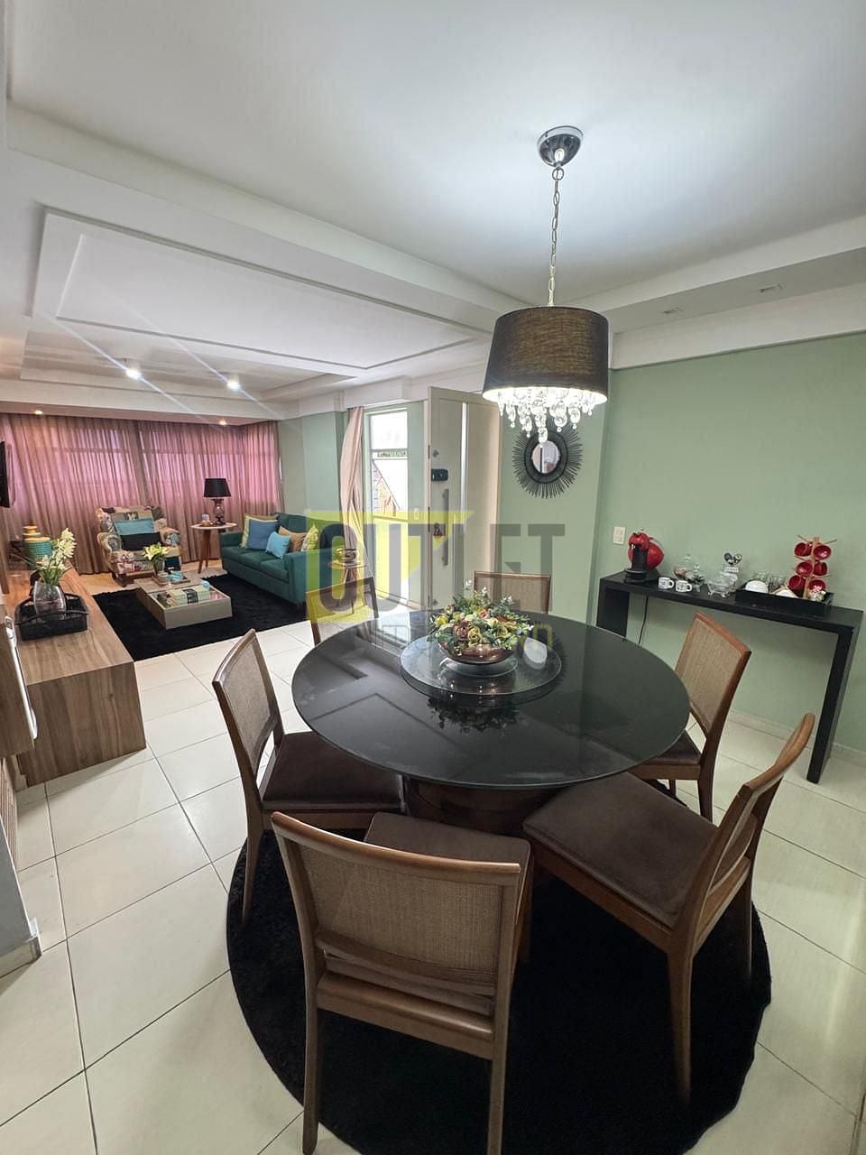 Apartamento à venda com 3 quartos, 143m² - Foto 1