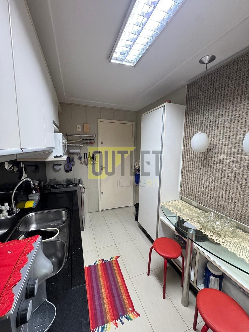 Apartamento à venda com 3 quartos, 143m² - Foto 4