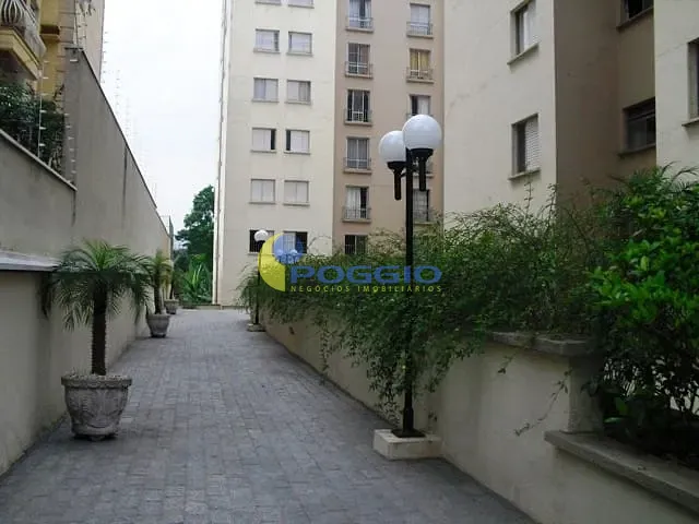 Apartamento 2 quartos e 2 banheiros, à venda, no bairro Caxingui em São Paulo